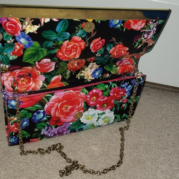 Purse - Picture 4 of 5